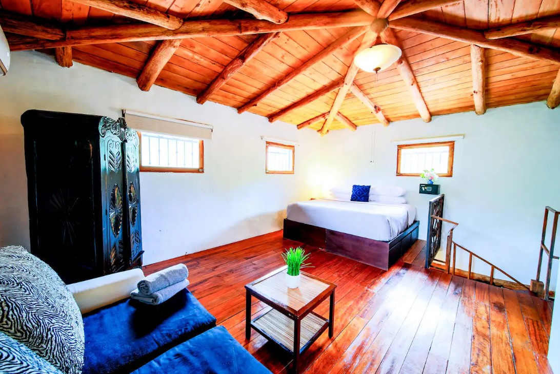 Jungle Villa 2, Floor 2 Shared Room - Costa Rica 2024