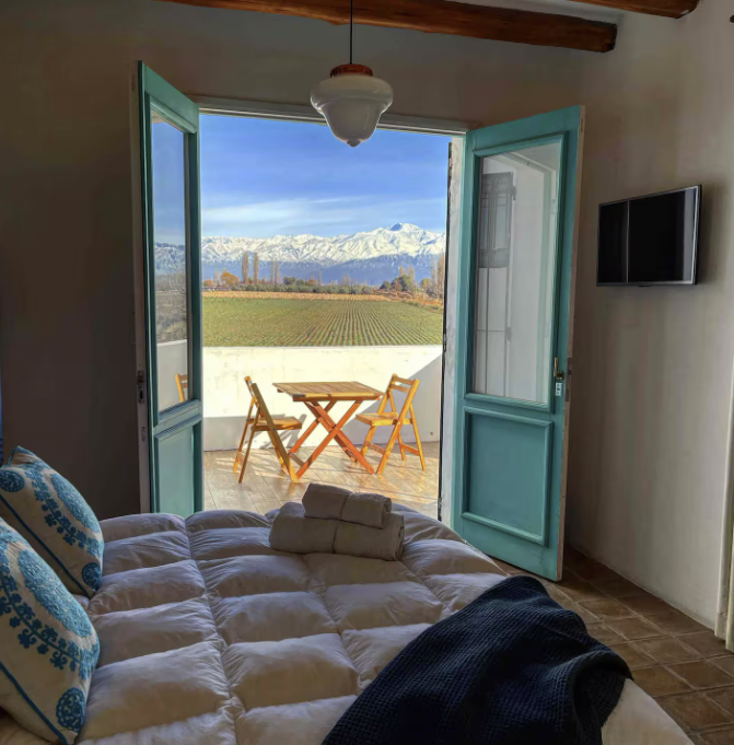 2 Person, Deluxe Queen Bed Room - Argentina 2026